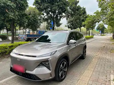 Geely Galaxy L7 2024