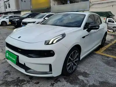 Lynk & Co 03 2020