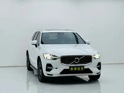 Volvo XC60 2022