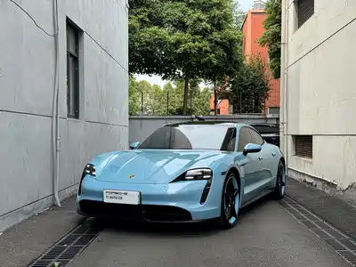 Porsche Taycan 2023