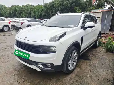 Lynk & Co 01 2020