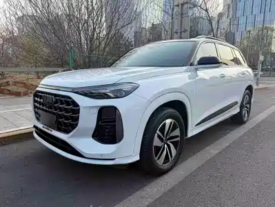 Audi Q6 2024