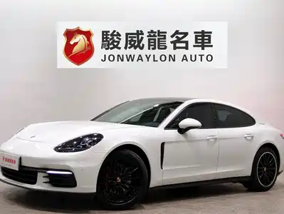 Porsche Panamera 2020
