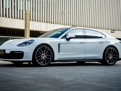 Porsche Panamera 2022