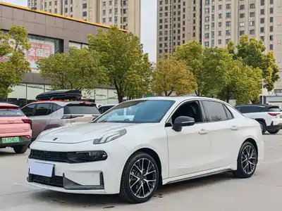 Lynk & Co 03 2020