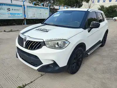 Zhonghua V3 2015