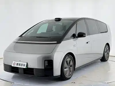 Li Auto MEGA 2024