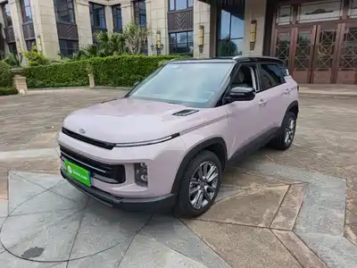 Geely ICON 2025