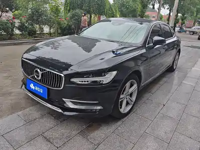Volvo S90 2018