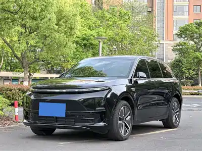 Li Auto L6 2024