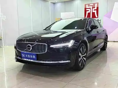 Volvo S90 2025
