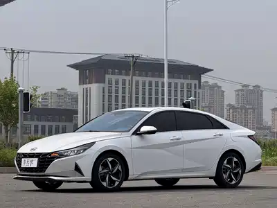 Hyundai Elantra 2023