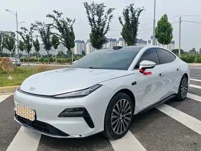 Geely Galaxy Xingyao 8 2025