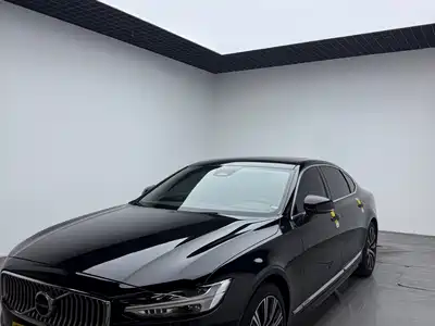 Volvo S90 2024