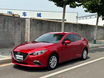 Mazda Mazda3 Axela 2015