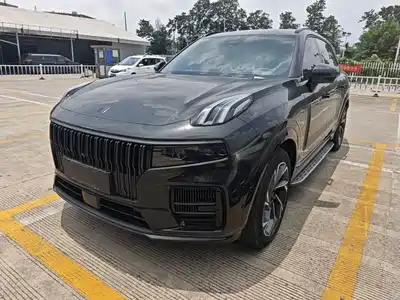 Lynk & Co 09 EM-P 2023