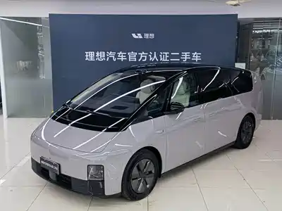 Li Auto MEGA 2025