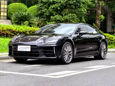 Porsche Panamera 2024