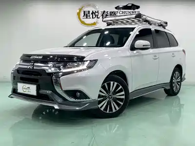 Mitsubishi Outlander 2022