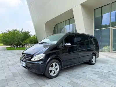 Mercedes-Benz Viano 2010