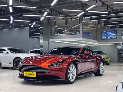 Aston Martin DB11 2020