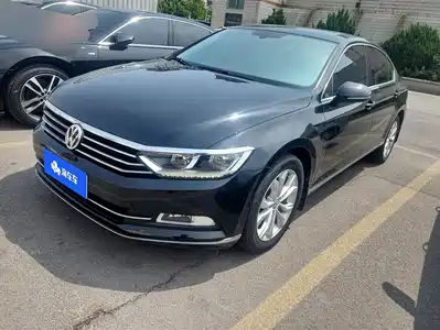 Volkswagen Magotan 2016