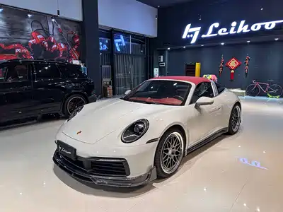 Porsche 911 2021