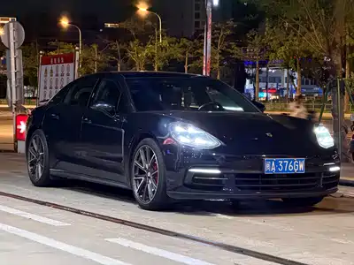 Porsche Panamera 2019