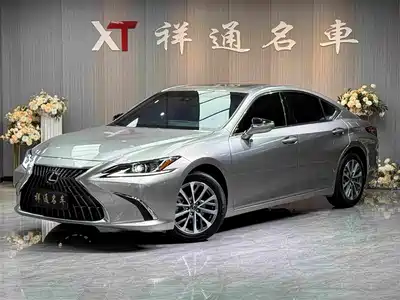 Lexus ES 2024