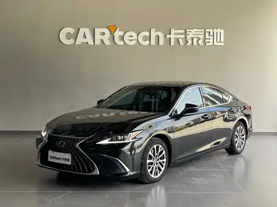 Lexus ES 2023