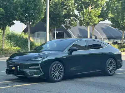 Geely Galaxy Xingyao 8 2025
