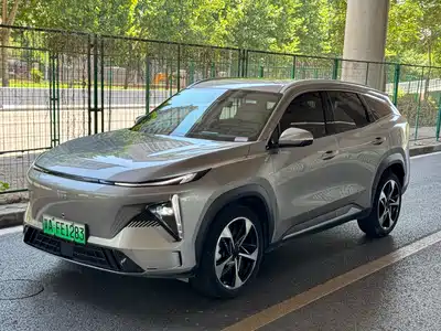 Geely Galaxy L7 2024