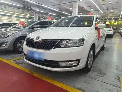 Škoda Rapid Spaceback 2017