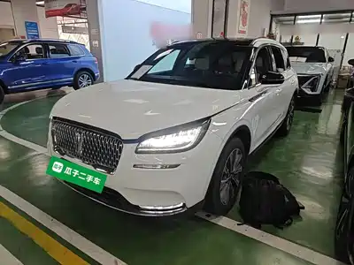 Lincoln Adventurer 2021