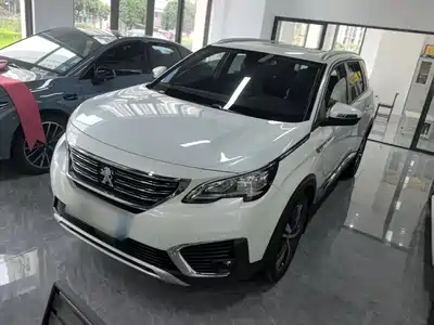 Peugeot 5008 2020