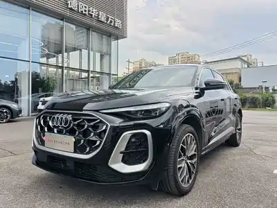 Audi Q5L 2025