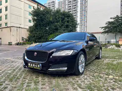 Jaguar XFL 2018