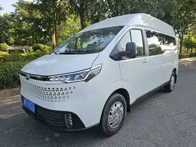 SAIC Maxus Xintu V70 2023