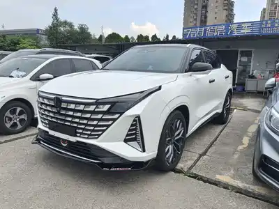 Changan UNI-Z 2024