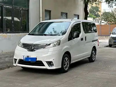 Nissan NV200 2016