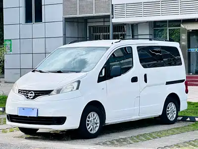 Nissan NV200 2013