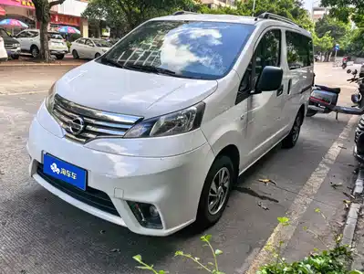 Nissan NV200 2016