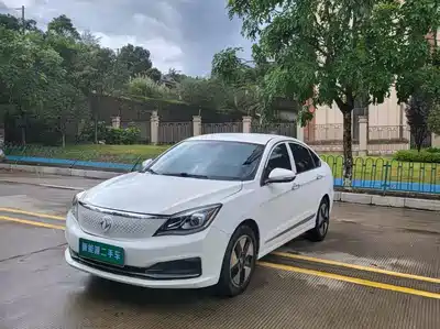 Dongfeng Aeolus Fengshen E70 2021