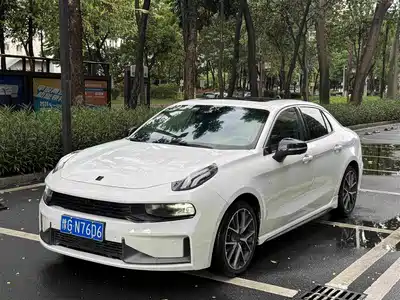 Lynk & Co 03 2020
