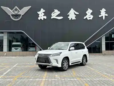 Lexus LX 2018