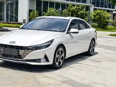 Hyundai Elantra 2021