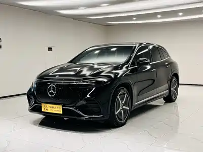 Mercedes-Benz EQS SUV 2023