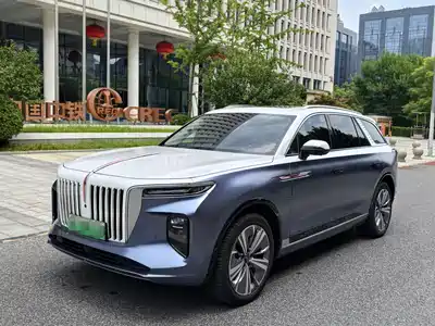 Hongqi E-HS9 2023