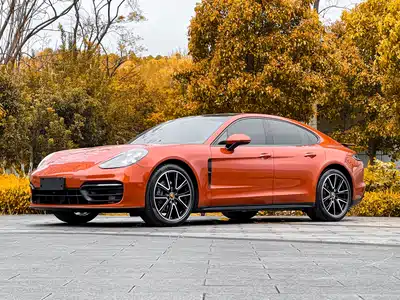 Porsche Panamera 2021