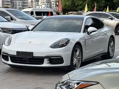 Porsche Panamera 2020